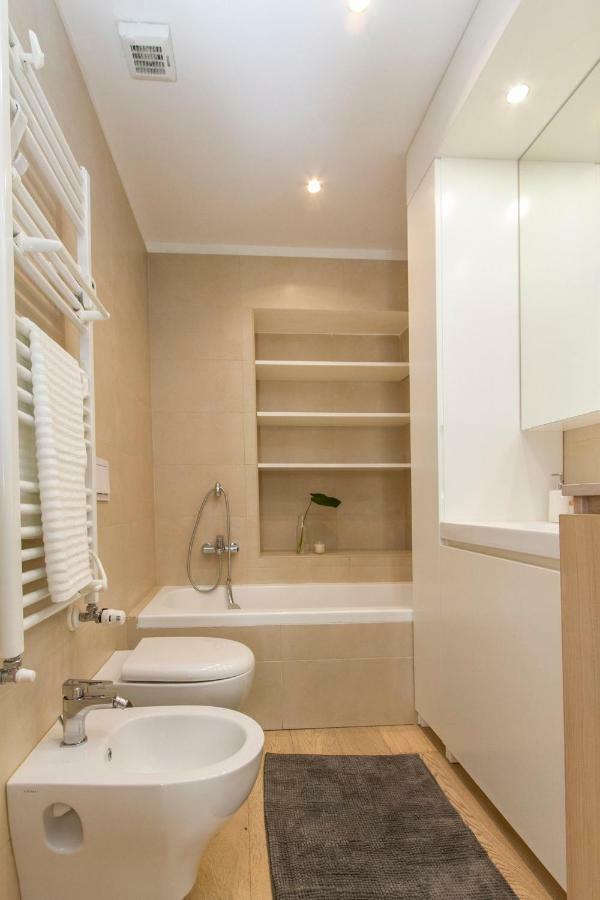 Luxury And Spacious Apartment Milão Exterior foto