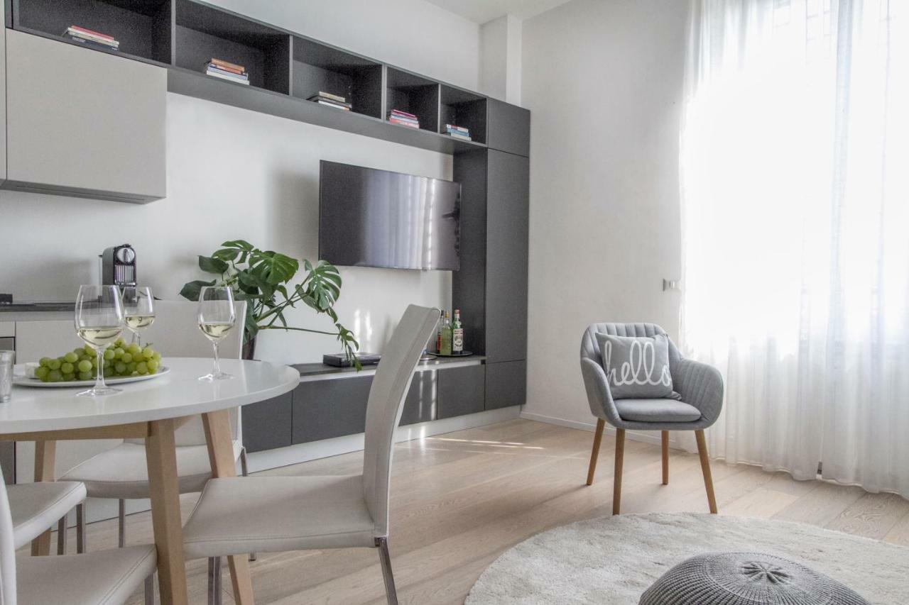 Luxury And Spacious Apartment Milão Exterior foto