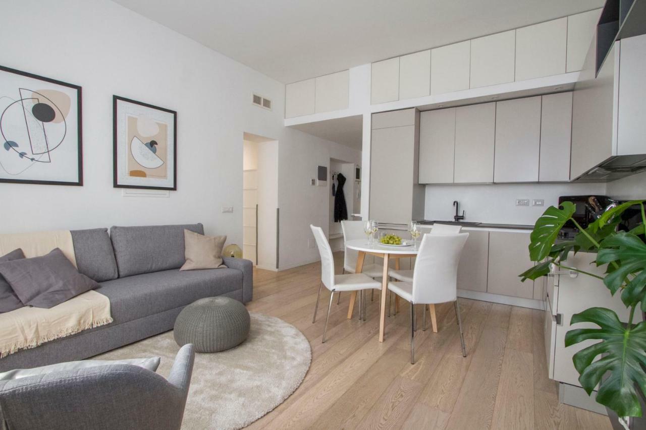 Luxury And Spacious Apartment Milão Exterior foto